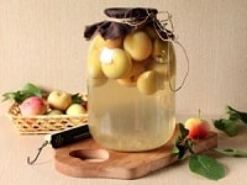 Яблочный компот на зиму с гвоздикой. Яблочный компот на зиму — рецепты на 3 литровую банку с вишней, грушей, апельсинами