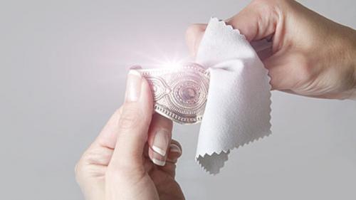 Аммиак применение в быту. 7 способов применения нашатырного спирта в домашнем хозяйстве