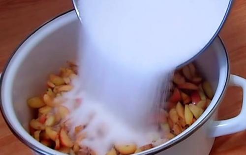 Варенье из яблок белый налив с корицей. Прозрачное варенье из яблок дольками: простые и быстрые рецепты на зиму