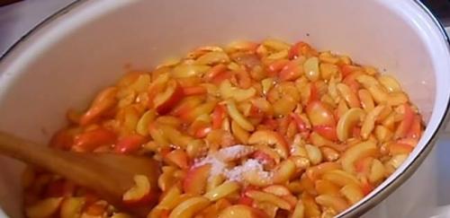 Варенье из яблок белый налив с корицей. Прозрачное варенье из яблок дольками: простые и быстрые рецепты на зиму