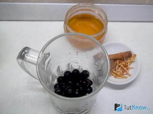 Чай с черной смородиной. Польза черной смородины в чае 22