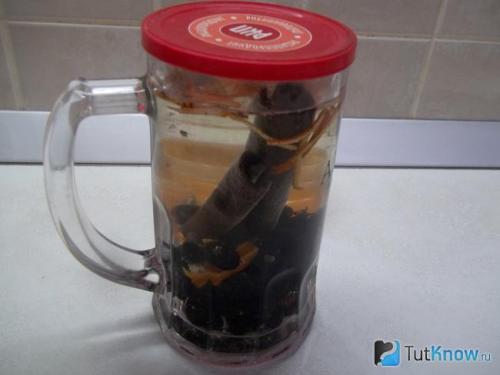 Чай с черной смородиной. Польза черной смородины в чае 26