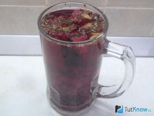 Чай с черной смородиной. Польза черной смородины в чае 09