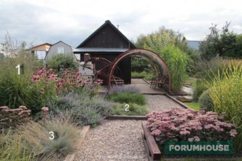 Простой дизайн дачного участка. Сапожник в сапогах: небольшой сад-питомник ландшафтных дизайнеров