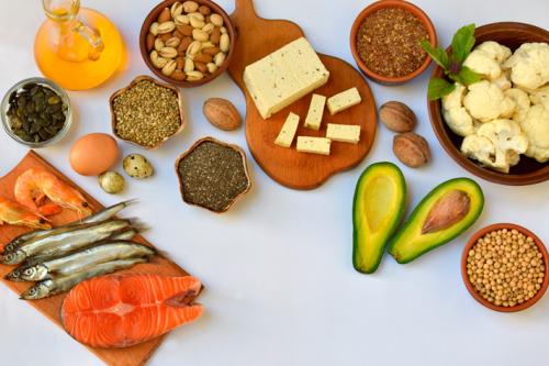 Какие продукты полезны при акне. Диета при акне: как рацион влияет на выработку кожного сала? 07