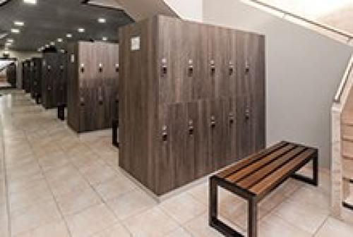 Удобный и функциональный шкафчик для раздевалки в школе 15 Удобный и функциональный шкафчик для раздевалки в школе 15