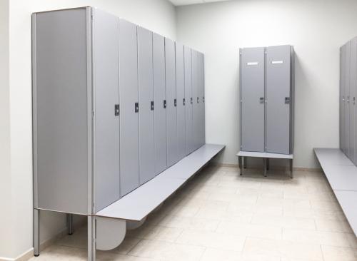 Удобный и функциональный шкафчик для раздевалки в школе 08 Удобный и функциональный шкафчик для раздевалки в школе 08