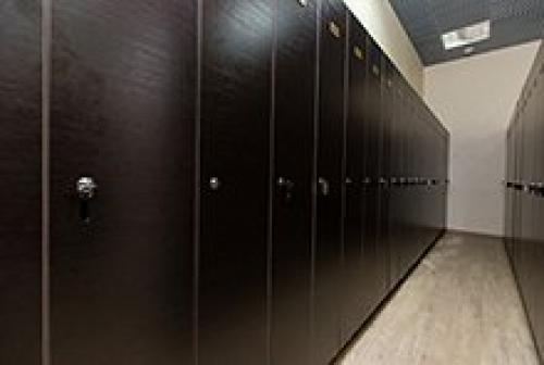 Удобный и функциональный шкафчик для раздевалки в школе 20 Удобный и функциональный шкафчик для раздевалки в школе 20