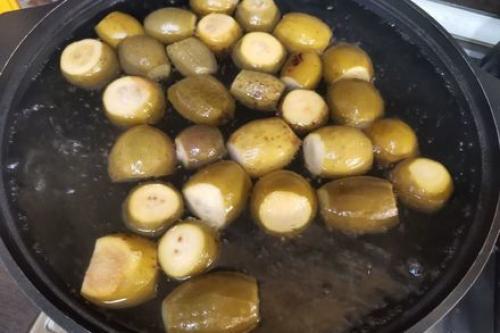 Какие ингредиенты нужны для приготовления компота из граната и яблок. Компот из фейхоа и граната с яблоком и лимоном