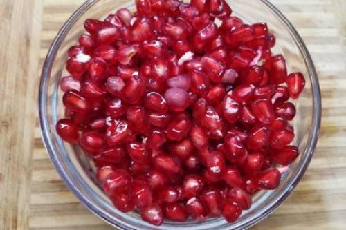 Какие ингредиенты нужны для приготовления компота из граната и яблок. Компот из фейхоа и граната с яблоком и лимоном