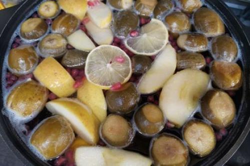 Какие ингредиенты нужны для приготовления компота из граната и яблок. Компот из фейхоа и граната с яблоком и лимоном