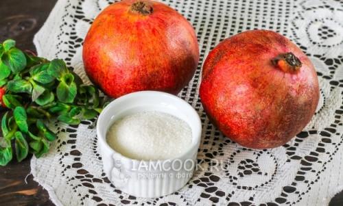 Какие ингредиенты нужны для приготовления компота из граната и яблок