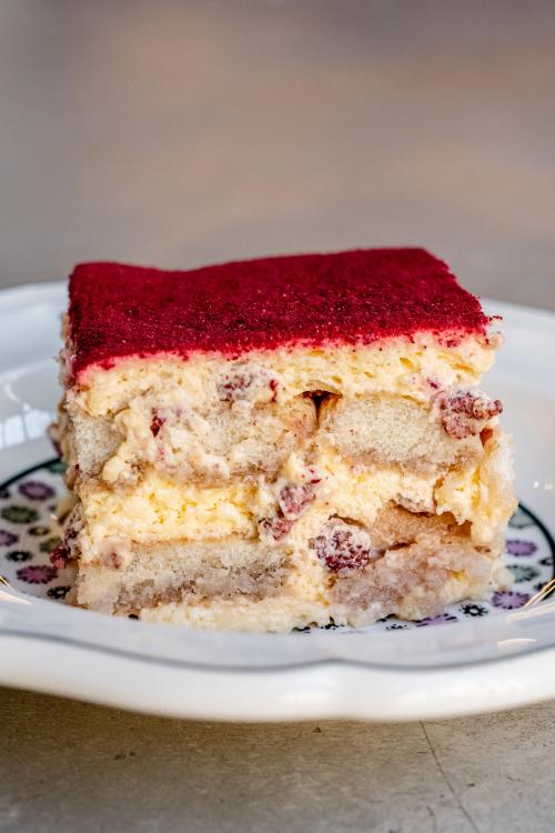 Какие другие сладости считаются любимыми в стране. Сильны традициями