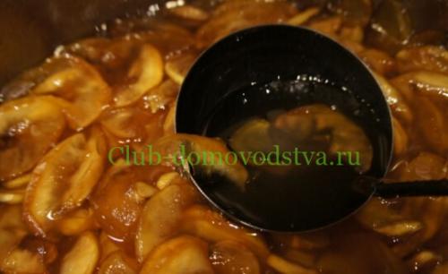 Какие ингредиенты можно добавить в яблочное варенье дольками для разнообразия вкуса