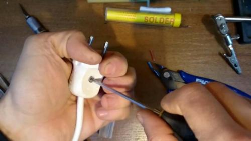 Установить розетку самостоятельно: простые инструкции для начинающих 10 Установить розетку самостоятельно: простые инструкции для начинающих 10