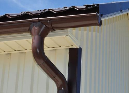 Приспособление для очистки водостоков. Как произвести очистку водостоков с помощью подручных средств