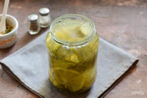 Консервирование огурцов с лимонным соком. Как приготовить Огурцы с лимоном на зиму без стерилизации