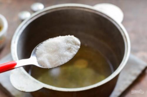 Консервирование огурцов с лимонным соком. Как приготовить Огурцы с лимоном на зиму без стерилизации