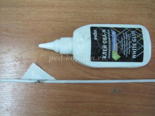 Как сделать шапку из газеты: пошаговая инструкция 09