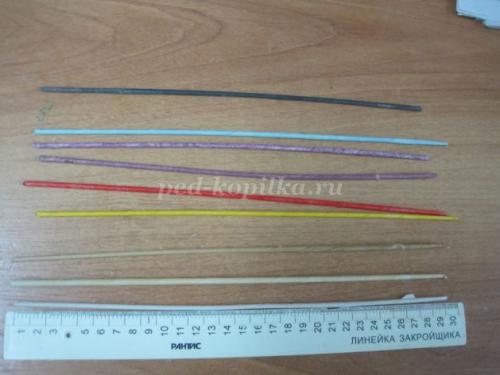 Как сделать шапку из газеты: пошаговая инструкция 03