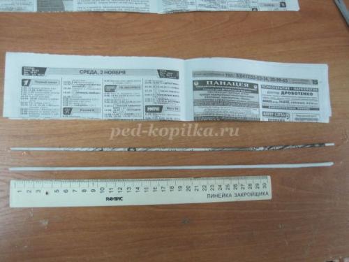 Как сделать шапку из газеты: пошаговая инструкция 10