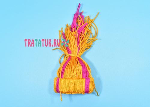 Как собрать основу шапки из трубочек. Шапочка из втулки и ниток: мастер-класс