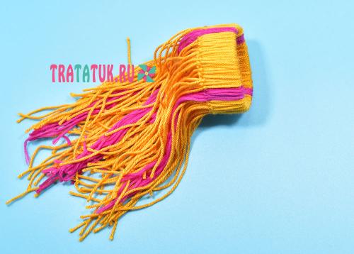 Как собрать основу шапки из трубочек. Шапочка из втулки и ниток: мастер-класс