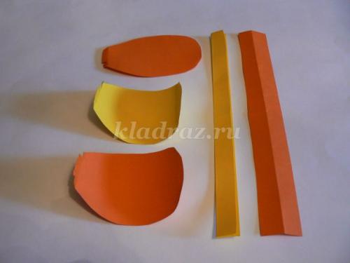 Пошаговая инструкция: как сделать панаму из бумаги своими руками 04