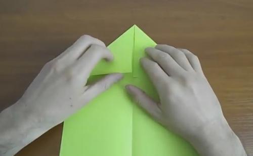 Как правильно складывать полоски бумаги для моделирования. Как сделать самолет из бумаги? 13 схем складывания самолетиков своими руками, чтобы они летали далеко и высоко до 10000 метров