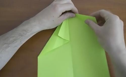 Как правильно складывать полоски бумаги для моделирования. Как сделать самолет из бумаги? 13 схем складывания самолетиков своими руками, чтобы они летали далеко и высоко до 10000 метров