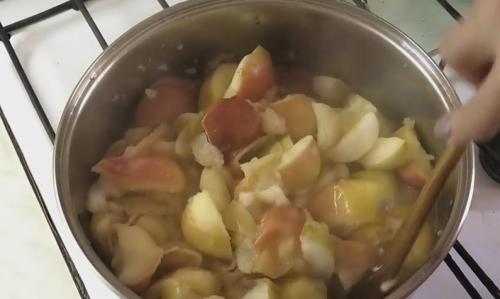 Яблочное повидло кусочками. Густое повидло из яблок в домашних условиях на зиму — простой рецепт