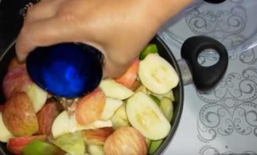 Варенье из яблок дольками прозрачное. Прозрачное варенье из яблок дольками на зиму 15